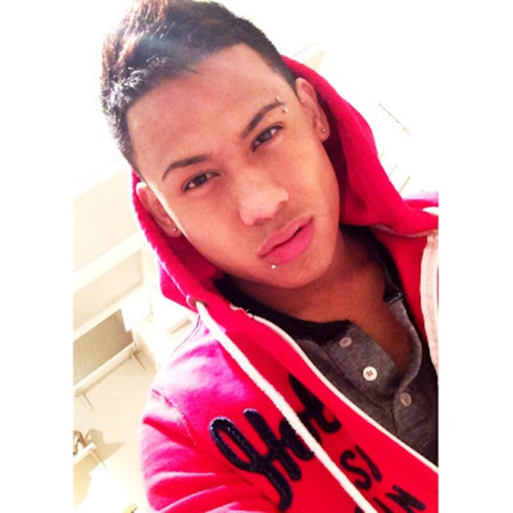 Meet your Posher, Sixto - Picture 1 of 1